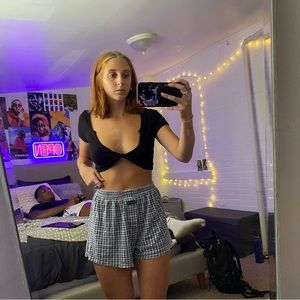 Black twist crop top from LA Hearts